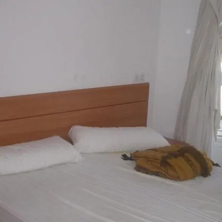 Ar Dosjoimi Szálloda Lloret de Mar