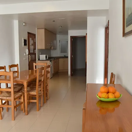 Szálloda Ar Dosjoimi Lloret de Mar