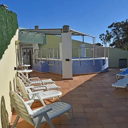 Ar Dosjoimi Apartament *