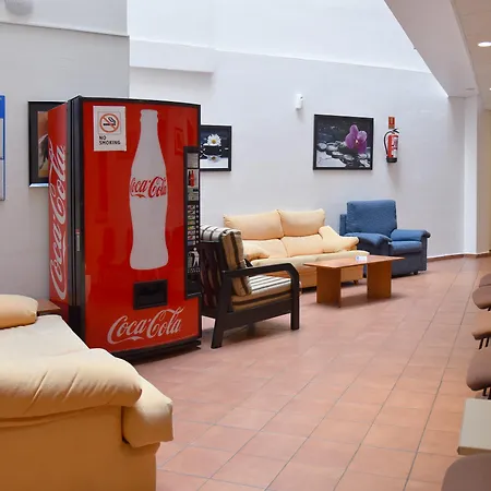 Hotel Ar Dosjoimi *
