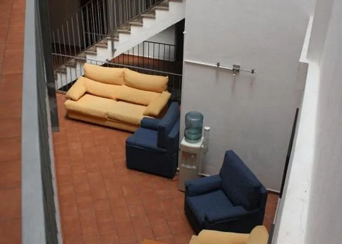 Ar Dosjoimi Hotell